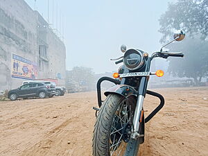 Second Hand Royal Enfield Classic Halcyon - Single Channel ABS in Allahabad