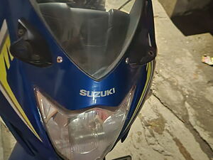 Second Hand Suzuki Gixxer Standard in Delhi