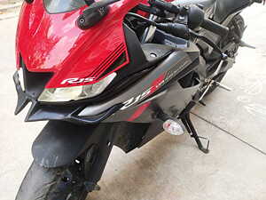 Second Hand Yamaha YZF Metallic Red - BS VI in Hyderabad