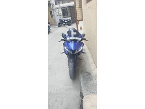 Second Hand Yamaha YZF Racing Blue - ABS BS VI in Ahmedabad