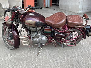 Second Hand Royal Enfield Classic Single Disc in Ghaziabad