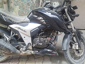 Second Hand TVS Apache Single Disc - ABS in Ghaziabad