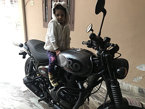 Second Hand Royal Enfield Hunter 350 Metro Dapper in Palwal