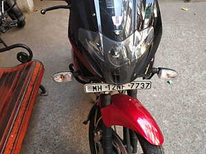 Second Hand Bajaj Pulsar 220 F Standard in Pune