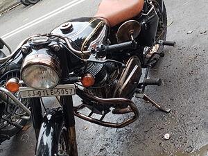 Second Hand Royal Enfield Bullet 350 - 2007-2011 Standard in Ahmedabad
