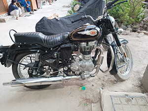 Second Hand Royal Enfield Bullet Base in Noida