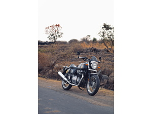 Second Hand Royal Enfield Continental GT 650 Standard - BS VI in Pune