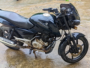 Second Hand Bajaj Pulsar Single Disc - Dagger Edge Edition in Davanagere