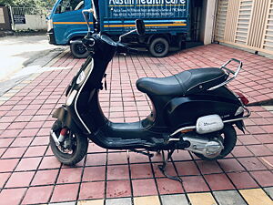 Second Hand Vespa VXL Premium in Pune