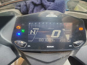 Second Hand Suzuki Gixxer MotoGP Edition - BS IV in Gurgaon