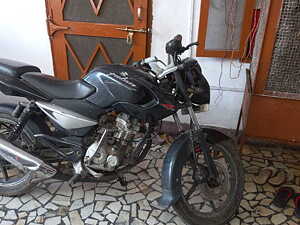 Second Hand Bajaj Pulsar Standard in Kanpur