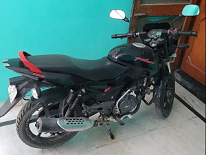 Second Hand Bajaj Pulsar Twin Disc - BS4 in Faridabad