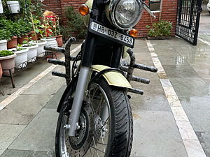 Second Hand Jawa 42 Dual Channel ABS - BS IV in Panchkula