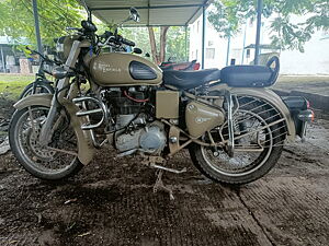 Second Hand Royal Enfield Classic Desert Storm in Nashik