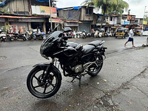 Second Hand Bajaj Pulsar Standard in Nashik