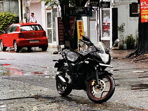 Second Hand Suzuki Gixxer Standard - BS4 in Kochi