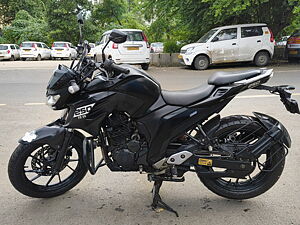 Second Hand Yamaha FZ Standard BS4 in Mumbai