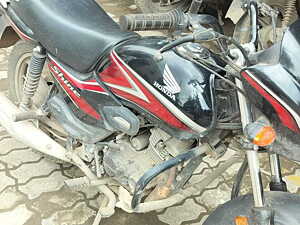 Second Hand Honda Shine 100 Standard in Ahmedabad