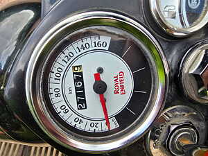 Second Hand Royal Enfield Classic Single Disc in Mumbai