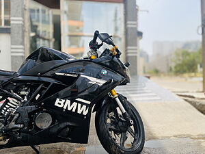 Second Hand BMW G310 RR Standard in Delhi