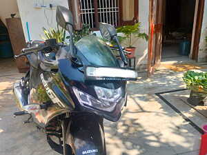 Second Hand Suzuki Gixxer Standard in Agra