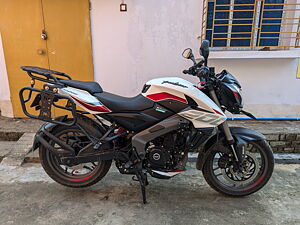 Second Hand Bajaj Pulsar ABS - BS IV in Hooghly