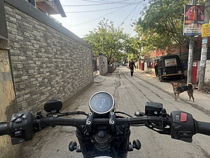 Second Hand Jawa 42 Bobber Jasper Red (Dual Tone) in Guwahati