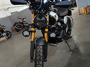 Second Hand Triumph Scrambler 400X Standard in Bhubaneswar