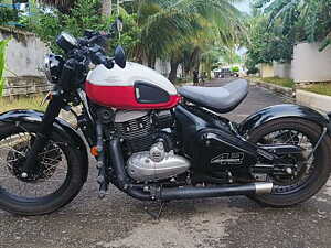 Second Hand Jawa 42 Bobber Jasper Red (Dual Tone) in Kakinada