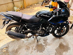 Second Hand Bajaj Pulsar Standard in Agartala