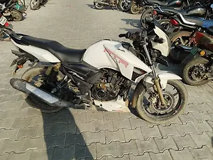 Second hand bikewale sales