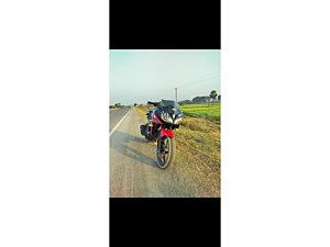 Second Hand Yamaha Fazer Standard in Darbhanga