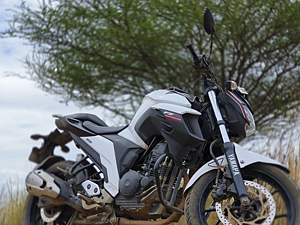 Second Hand Yamaha FZ Standard BS4 in Tirunelveli