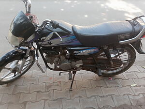 Second Hand Hero HF Deluxe HF 100 in Delhi