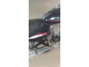 Second Hand Bajaj Avenger Standard in Bangalore