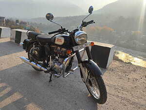 Second Hand Royal Enfield Classic Chrome in Kullu