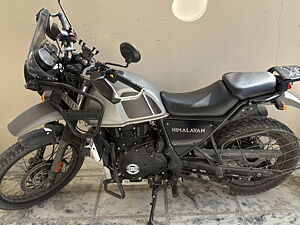 Second Hand Royal Enfield Himalayan Dual Tone - BS VI [2021] in Udaipur