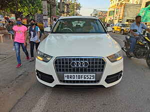 Second Hand ऑडी q3 2.0 tdi क्वाट्रो प्रीमियम in पटना