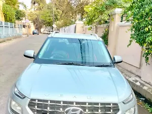 Hyundai Venue S 1.2 Petrol