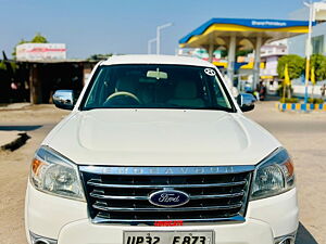 Second Hand Ford Endeavour 2.5L 4x2 in Lucknow