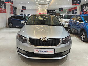 Second Hand Skoda Octavia 2.0 TDI CR Style Plus AT [2017] in Kanpur