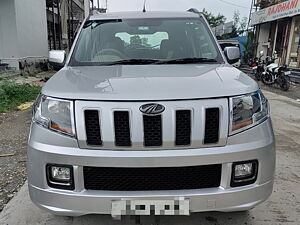 Second Hand Mahindra TUV300 T10 in Dehradun