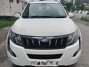 Second Hand Mahindra XUV500 W10 in Dehradun