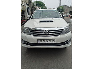 Second Hand Toyota Fortuner 3.0 4x4 MT in Kanpur