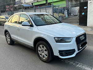 Second Hand ऑडी q3 30 tdi s इडिशन in दिल्ली