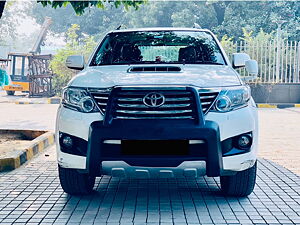 Second Hand Toyota Fortuner 3.0 4x2 AT in Patna