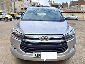 Second Hand Toyota Innova Crysta 2.4 VX 7 STR [2016-2020] in Zirakpur