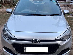 Second Hand Hyundai Elite i20 Sportz 1.4 in Agra