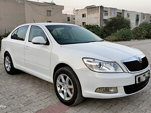 Second Hand Skoda Laura Elegance 1.9 TDI MT in Mohali