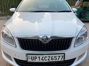 Second Hand Skoda Rapid 1.5 TDI CR Elegance in Delhi